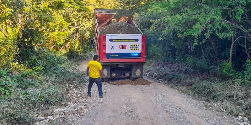 Covial continúa mejorando la ruta entre San José del Golfo y El Progreso para garantizar un viaje más seguro