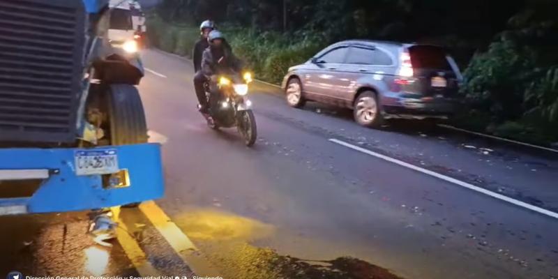 Provial atiende múltiple colisión en Escuintla y restablece la movilidad vehicular