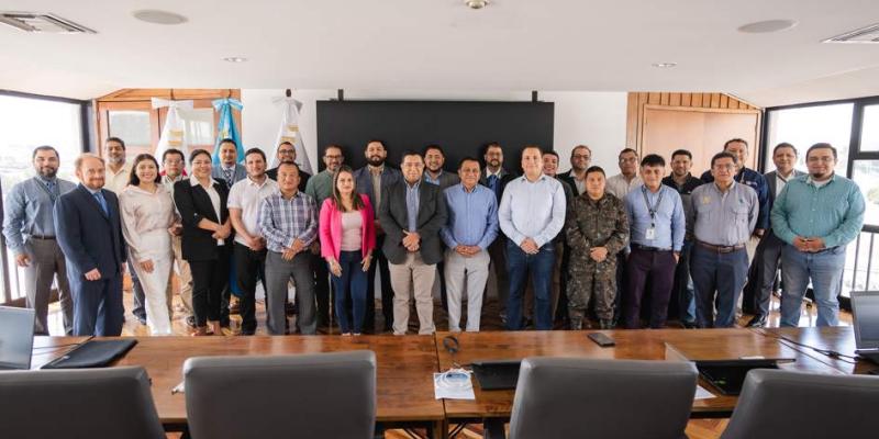 SIT impulsa formación interinstitucional para proteger infraestructura de información crítica