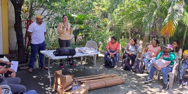 Fortalecen huertos escolares pedagógicos con capacitación técnica y enfoque nutricional