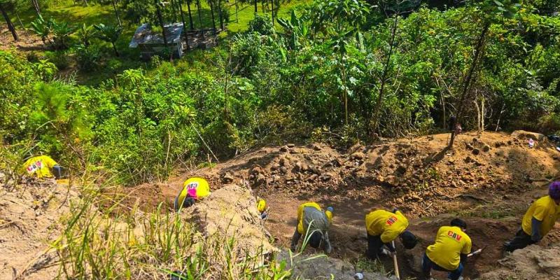 CIV y Covial trabajan en la construcción de muros de contención en ruta a San Martín Jilotepeque