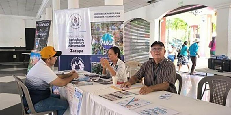 Jornada Móvil de Atención acerca servicios del MAGA a productores de Gualán 