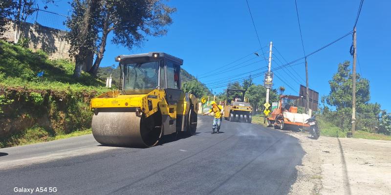 Se inicia rehabilitación de asfalto entre la capital y San Pedro Sacatepéquez
