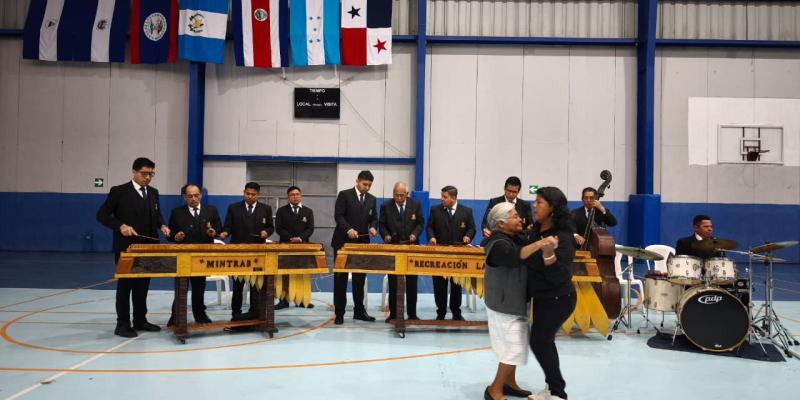MCD conmemora el Día Nacional del Adulto Mayor en el Parque Erick Barrondo