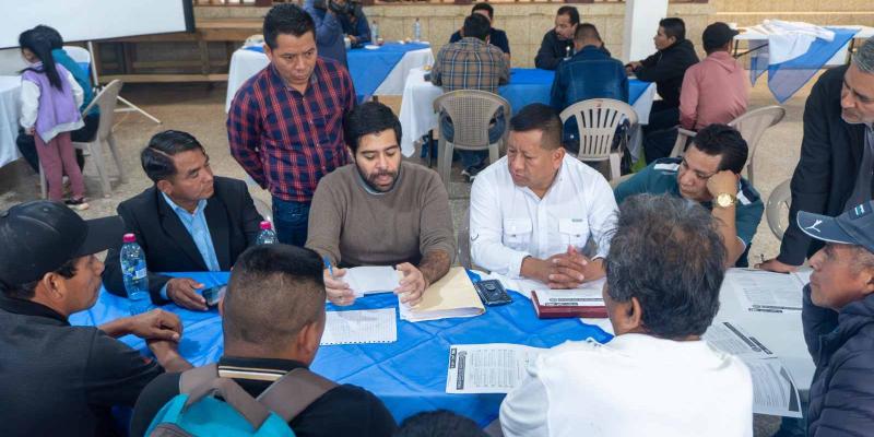 CIV trabaja con autoridades locales y población para desarrollar proyectos en Quiché