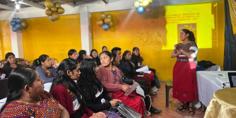 docentes de Huehuetenango sobre arte textil