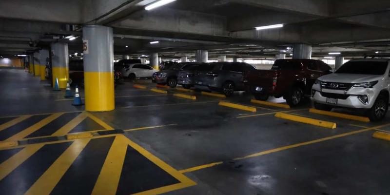 Ejecución de medida de intervención en el parqueo del Aeropuerto Internacional La Aurora