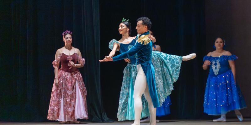 Ballet Nacional de Guatemala “Christa Mertins” inició temporada con “La Cenicienta” en el Centro Cultural Miguel Ángel Asturias. 