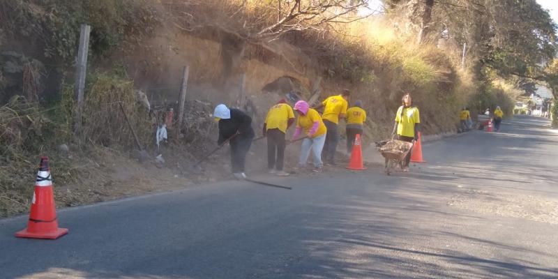 Recuperan cunetas en la ruta San Jacinto – San Martín Jilotepeque