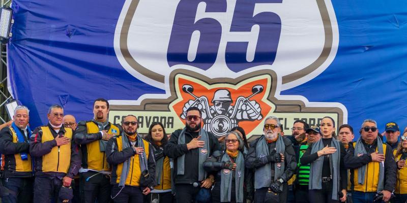 Caravana del Zorro arriba a su sesenta y cinco aniversario entre fe y estruendo de motores
