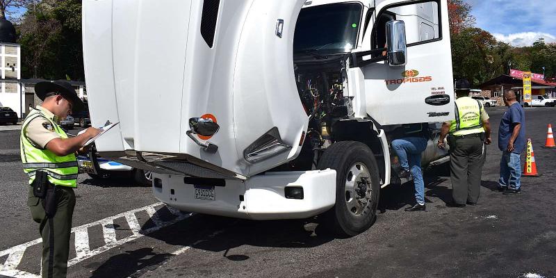 PROVIAL atendió 49 hechos de tránsito en las carreteras