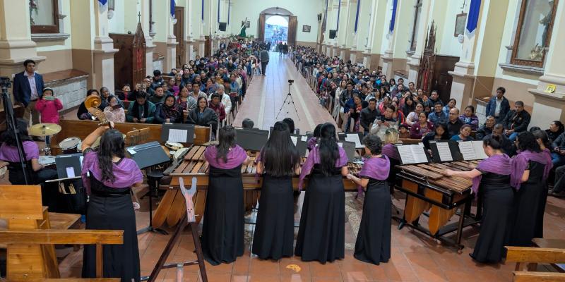Marimba Femenina de Concierto