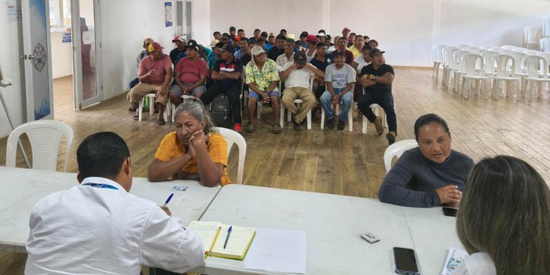 Jornada de carnetización ordena y regula la actividad pesquera en Río Dulce