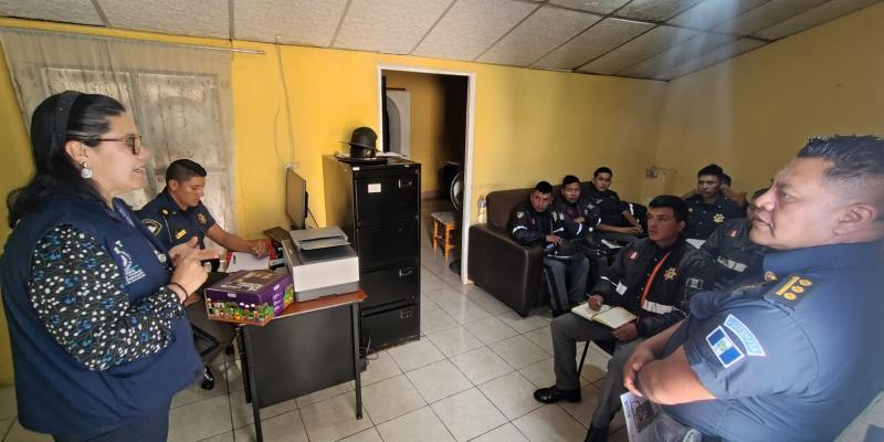 Fortalecen a brigadas contra la violencia y la trata de personas en Salcajá