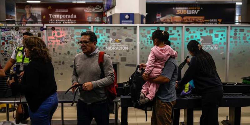 Viajeros ya no tendrá que quitarse los zapatos durante la inspección