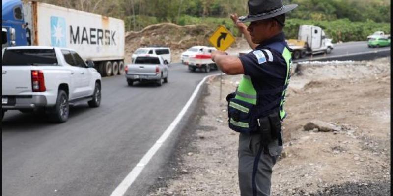 Paso provisional vuelve a conectar: familias y transportistas retoman sus recorridos por el kilómetro 111 CA-9 Norte