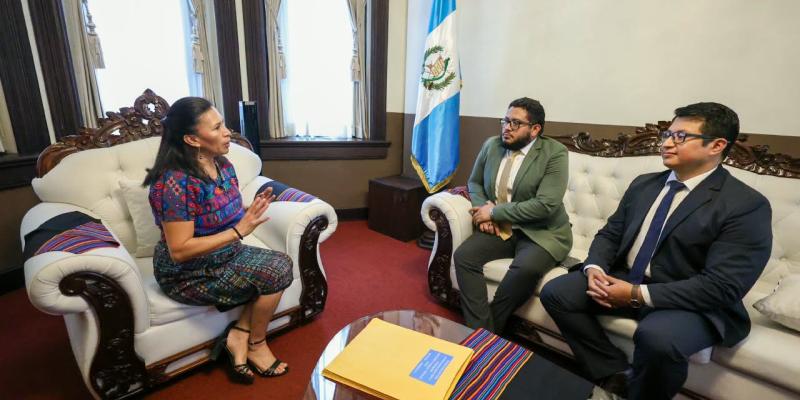Ministra de Trabajo cumple con asistir a citación de interpelación