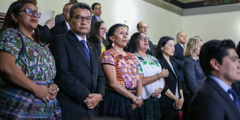 Ministra de Trabajo participa en Sesión Solemne del Congreso de la República