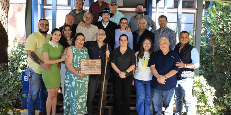 Reconocen trayectoria de Tomas Leal Sierra, referente del cultivo de bambú