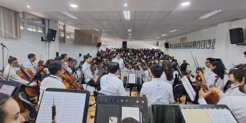 Orquesta Sinfónica Regional de Occidente cautiva CUNOC