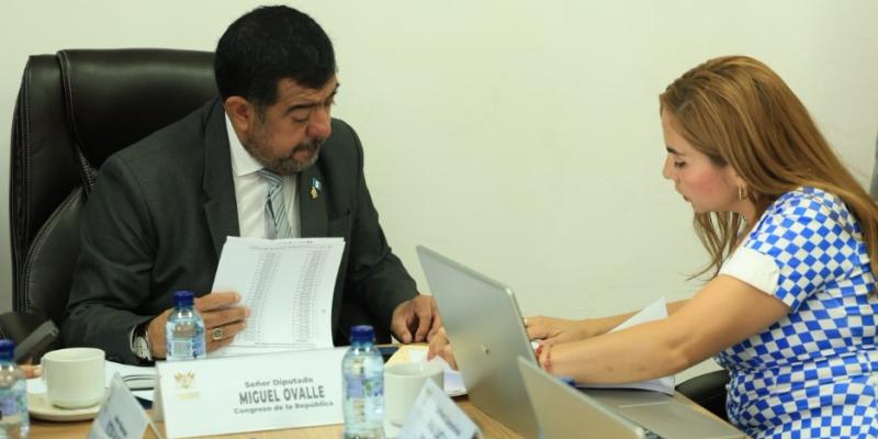 Transportistas conocen avances y pasos para agilizar sus trámites