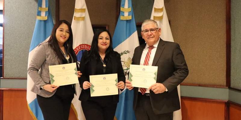 En la actividad se realizó un reconocimiento a su compromiso con el fortalecimiento del a integridad pública, la ética institucional y la transparencia en la gestión pública.