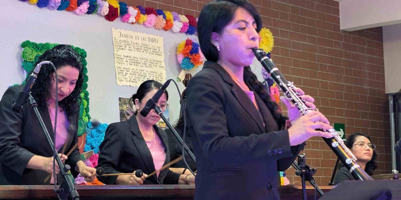 Las teclas morenas conquistan Quezaltepeque: Marimba Femenina de Concierto ofrece gala musical
